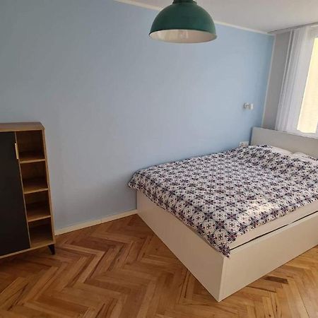 Zaporoska Rondo Wroclaw Bagian luar foto